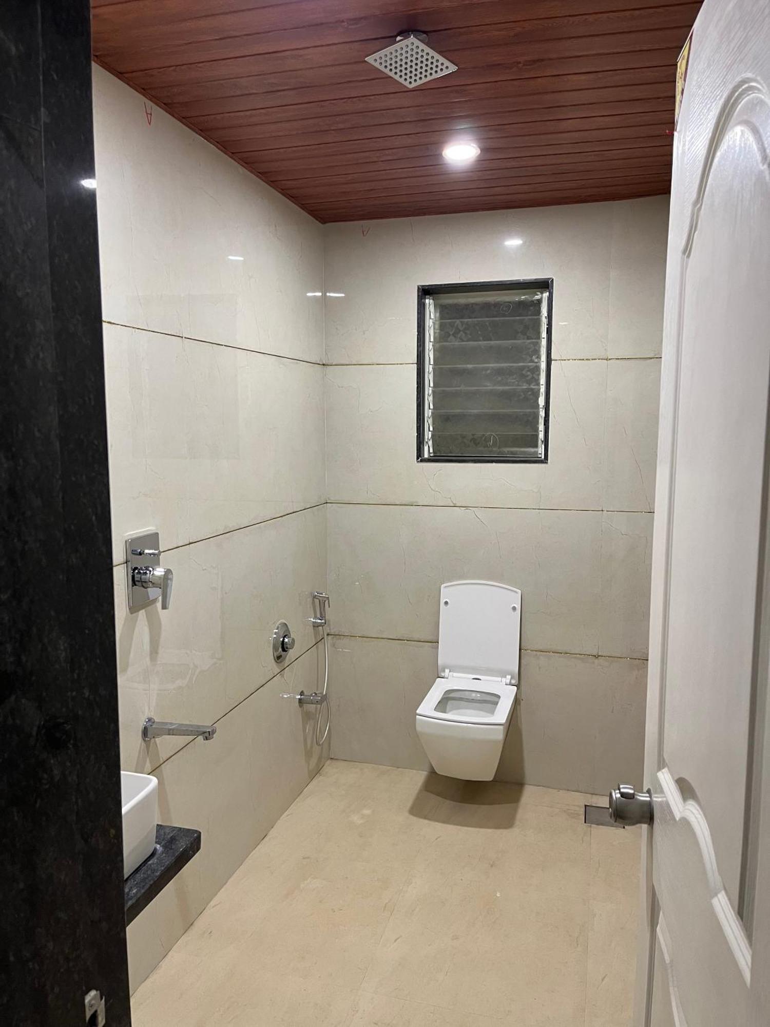 Hotel Jeet Paradise Phaltan 외부 사진